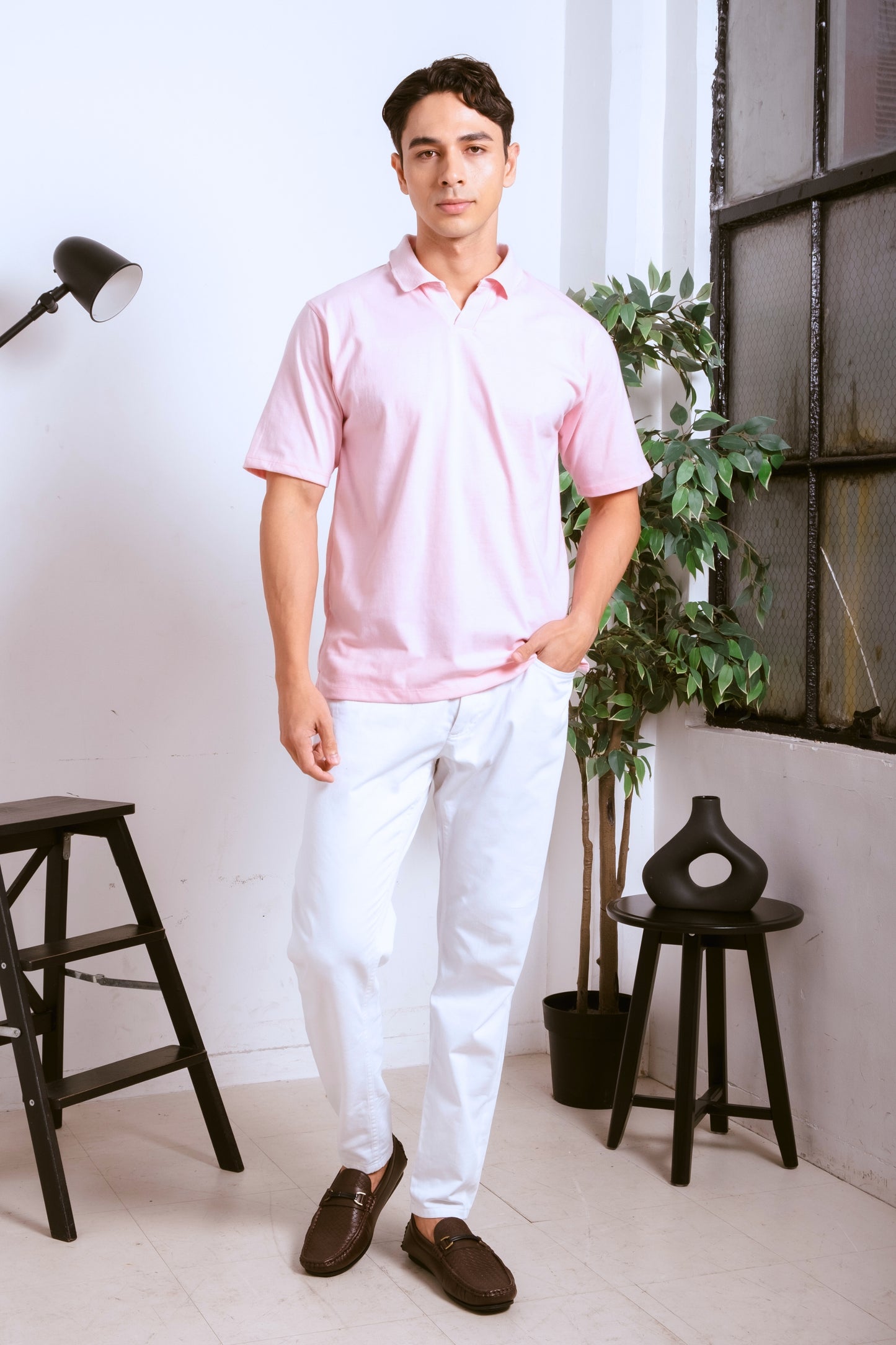 Relaxed V-Neck Polo Shirt - Light Pink