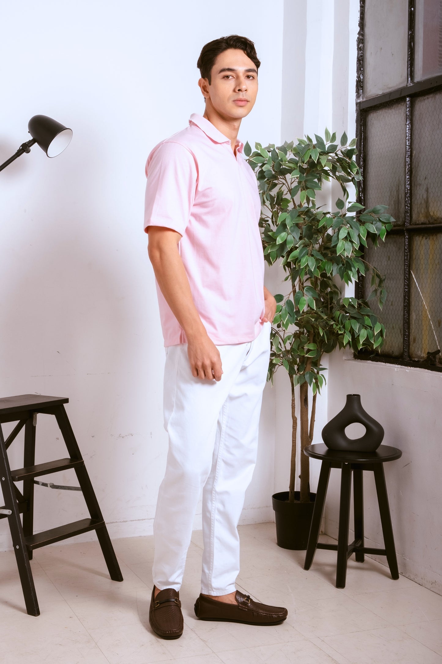 Relaxed V-Neck Polo Shirt - Light Pink